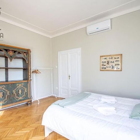 Vittoria Apartments: Viale Dante Vicenza Eksteriør billede