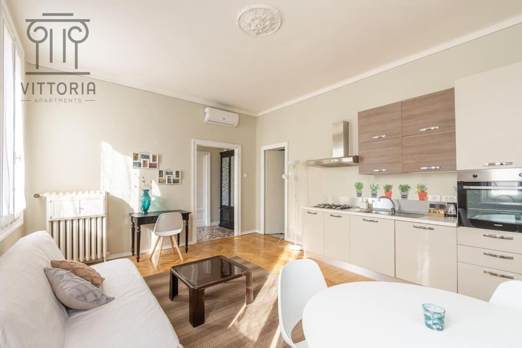 Vittoria Apartments: Viale Dante Vicenza Eksteriør billede