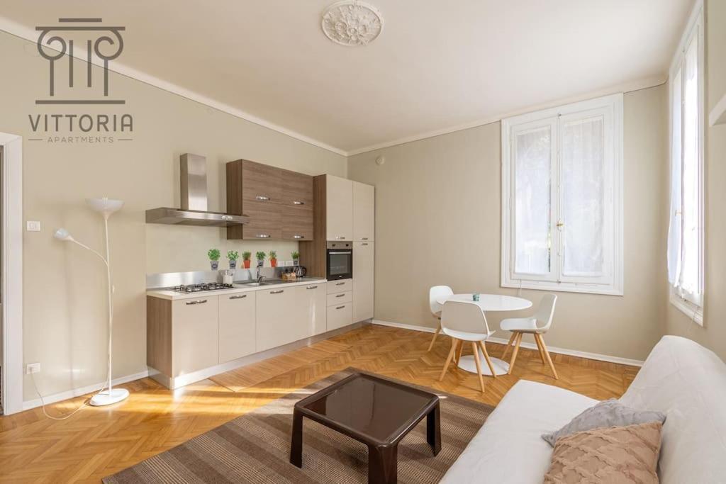 Vittoria Apartments: Viale Dante Vicenza Eksteriør billede