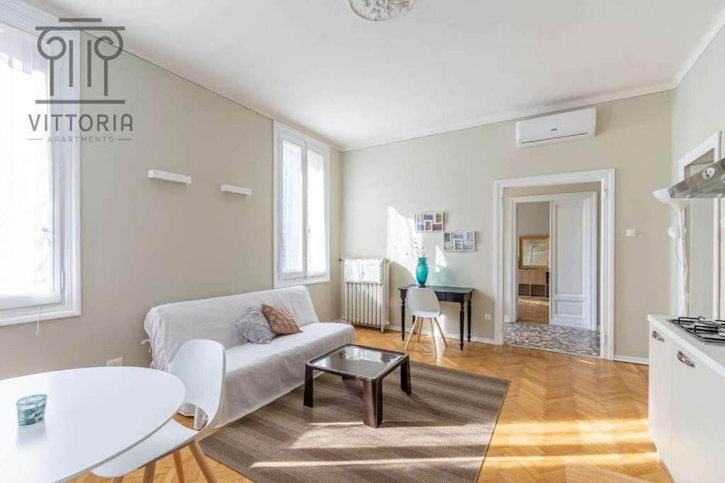 Vittoria Apartments: Viale Dante Vicenza Eksteriør billede